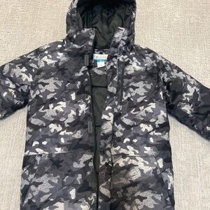 Boys Colombia winter ski jacket M (10-12)